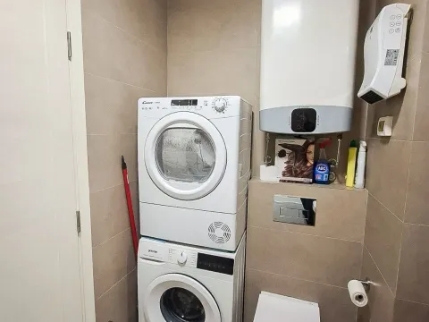 Izdavanje, jednosoban stan, 40m², Pobrežje, Podgorica - image 7