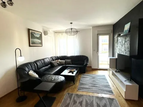 Rent, apartment, 64m², City Kvart, Podgorica - image 1