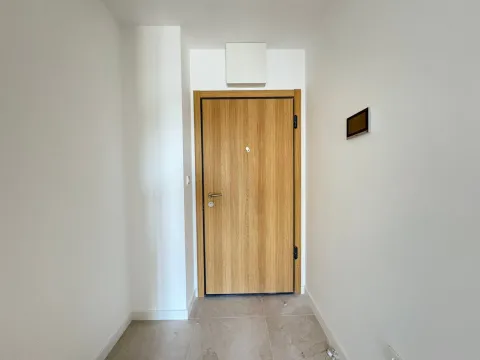 Izdavanje, jednosoban stan, 50m², Tološi, Podgorica - image 3