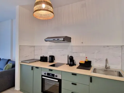 Izdavanje, garsonjera, 30m², Bečići, Budva - image 10
