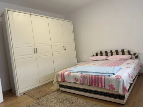 Rent, two bedroom apartment, 80m², Bjeliši, Bar - image 8