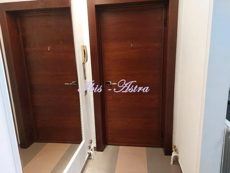 Rent, three bedroom apartment, 75m², Vračar Sve Podlokacije, Beograd
