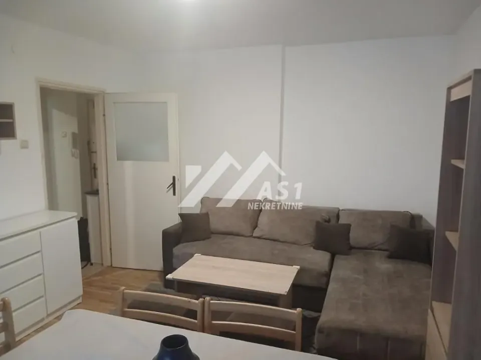 Rent, one bedroom apartment, 37m², Bulevar Oslobodjenja, Novi Sad Sve Podlokacije