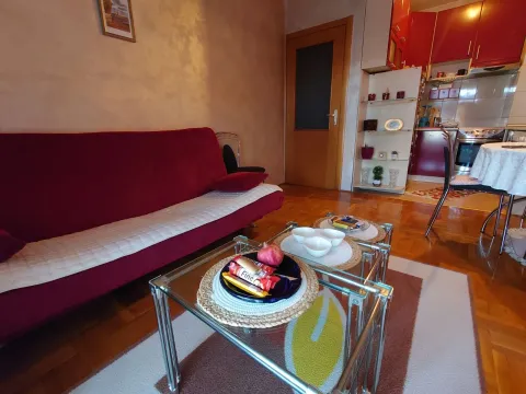 Rent, one bedroom apartment, 40m², Stari Aerodrom, Podgorica - image 4