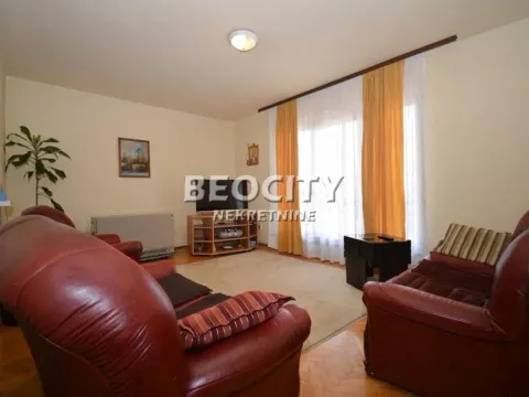  House for Sale, 315m2, Boleč, Grocka, Beograd