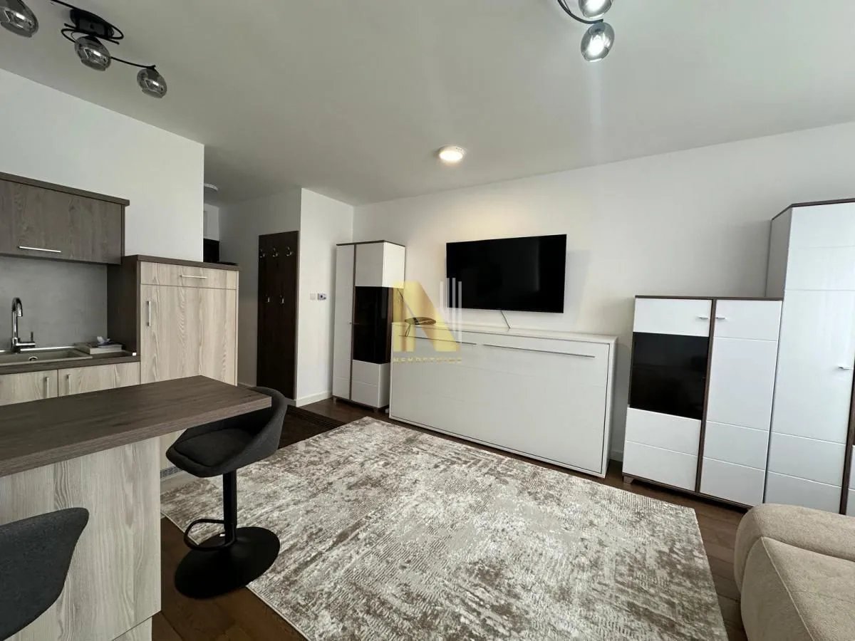 Izdavanje, garsonjera, 25m², Novo naselje, Novi Sad
