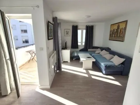Sale, one bedroom apartment, 64m², Velji Vinogradi, Budva - image 3