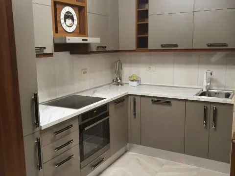 Rent, one bedroom apartment, 50m², Podkošljun, Budva - image 1