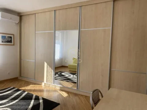 Rent, three bedroom apartment, 92m², Tašmajdan, Palilula Sve Podlokacije - image 15