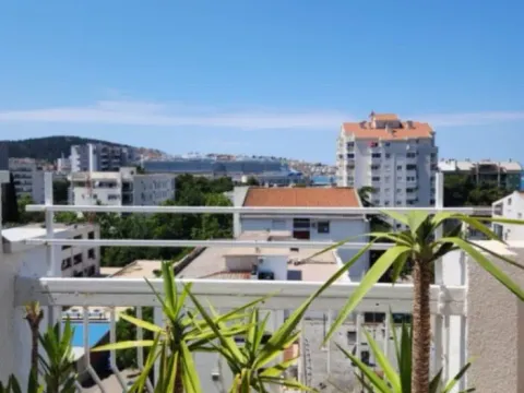 Daily-rent, one bedroom apartment, 65m², Centar, Bar - image 11