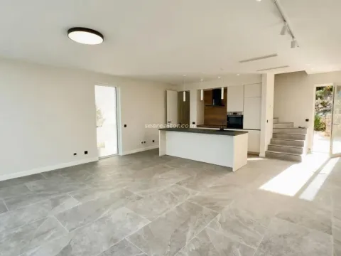 Prodaja, dvosoban stan, 119m², Krašići, Tivat - image 2