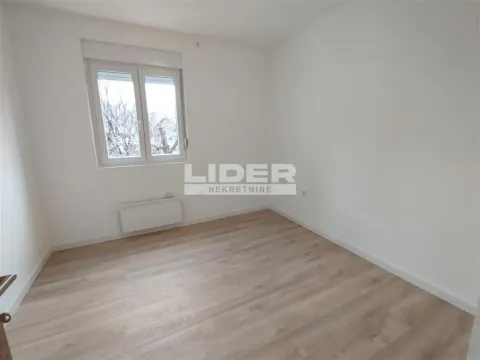 Prodaja, trosoban stan, 67m², Slavujev Venac, Zvezdara Sve Podlokacije - image 2