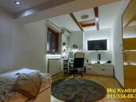 Prodaja, četvorosoban stan, 104m², Stari Grad, Beograd - image 13