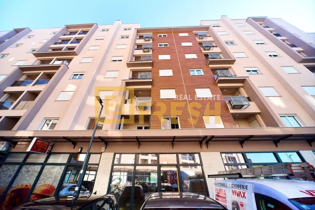 Prodaja, poslovni prostor, 100m², Stari Aerodrom, Podgorica