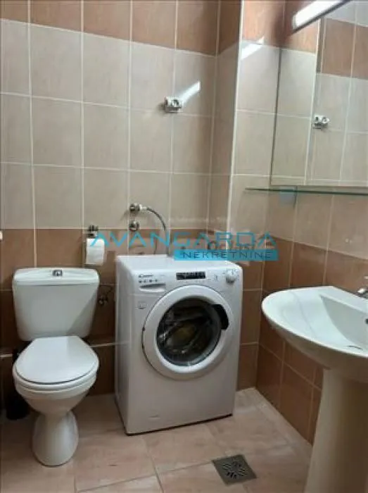 Rent, apartment, 45m², Južni Bulevar, Vračar Sve Podlokacije