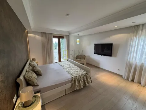 Izdavanje, trosoban stan, 263m², Gorica C, Podgorica - image 18