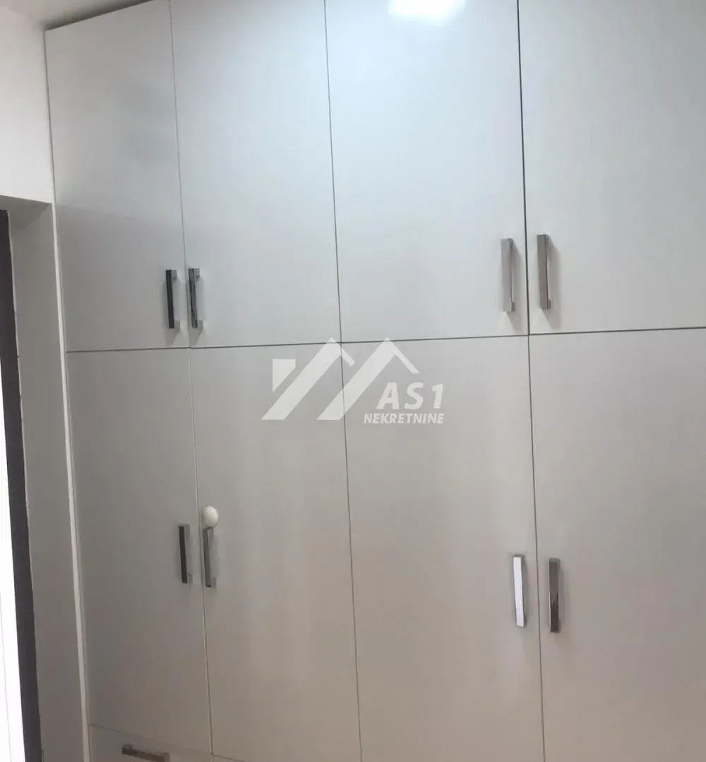 Izdavanje, jednosoban stan, 40m², Rotkvarija, Novi Sad Sve Podlokacije