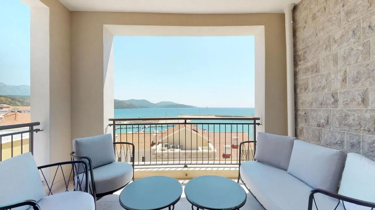 Rent, two bedroom apartment, 82m², Luštica Bay, Tivat