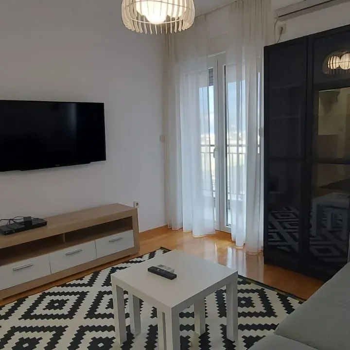 Prodaja, jednosoban stan, 43m², Stari Aerodrom, Podgorica