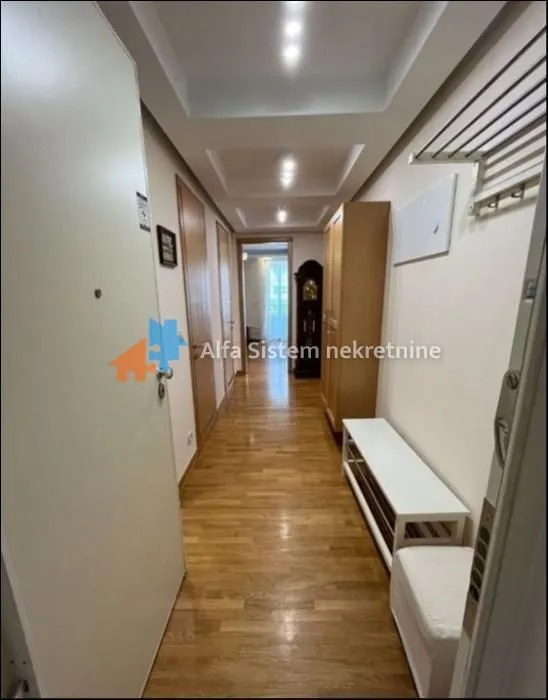 Sale, three bedroom apartment, 107m², Novi Beograd Blok 67, Novi Beograd Sve Podlokacije