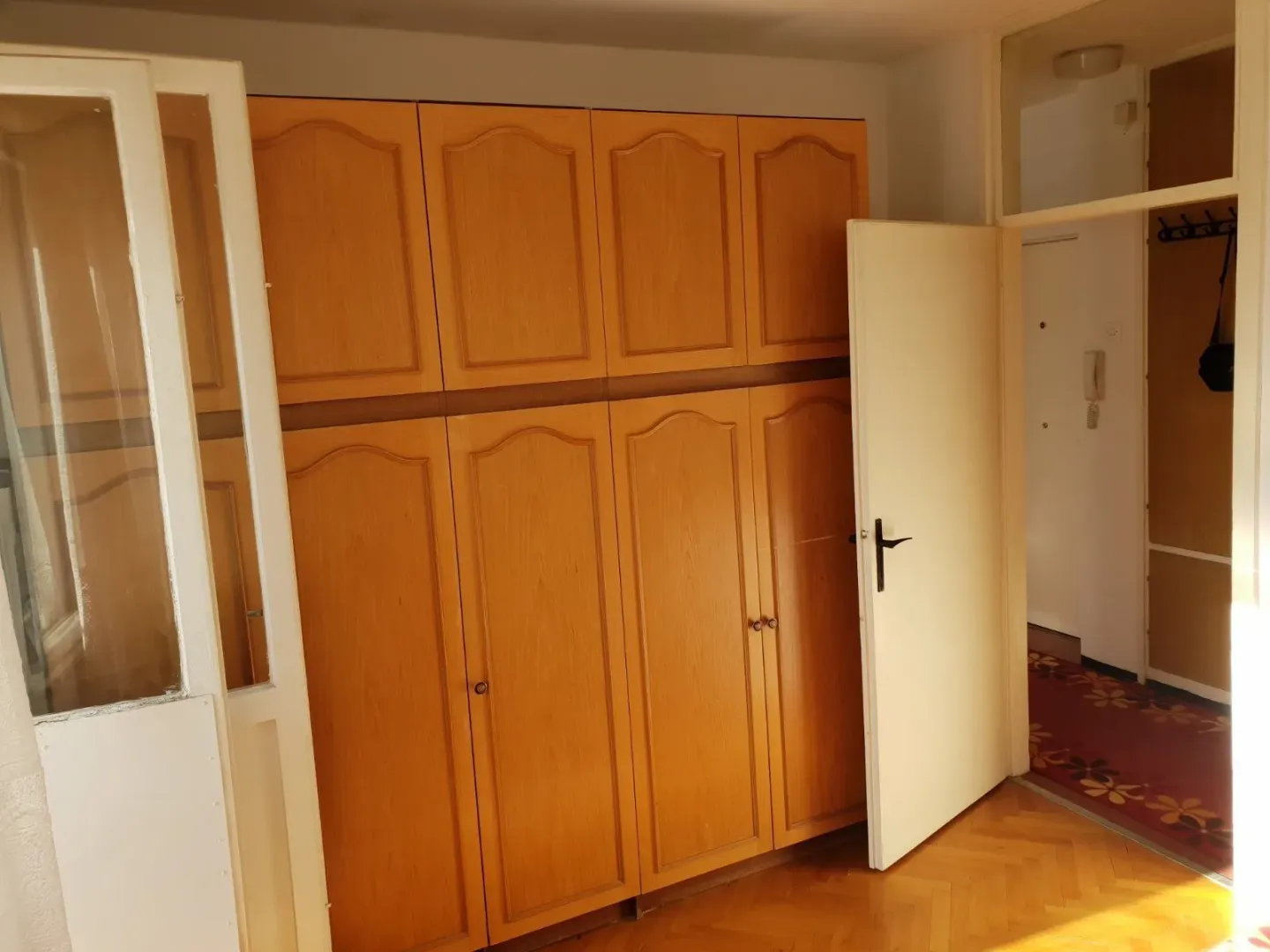 Izdavanje, dvosoban stan, 40m², Preko Morače, Podgorica