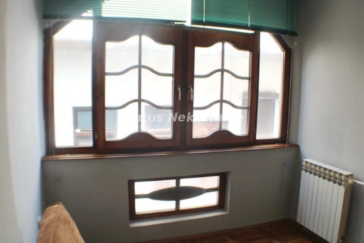 Izdavanje, jednosoban stan, 34m², Centar, Novi Sad