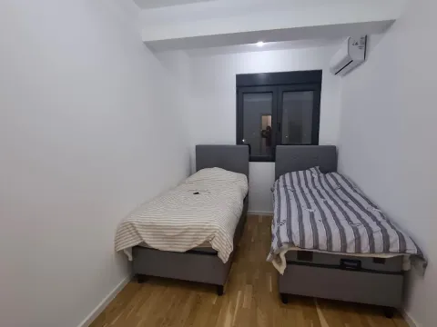 Izdavanje, jednosoban stan, 70m², Stari Aerodrom, Podgorica - image 7