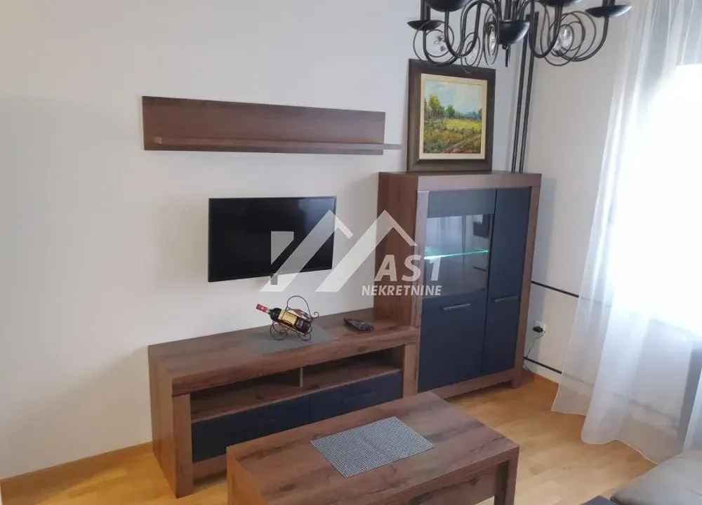 Izdavanje, dvosoban stan, 50m², Liman 3, Novi Sad Sve Podlokacije