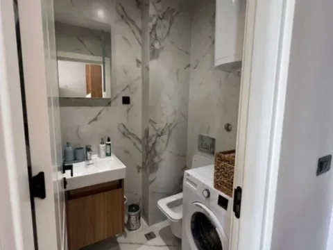 Izdavanje, jednosoban stan, 39m², Bečići, Budva - image 12