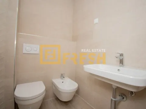 Prodaja, trosoban stan, 139m², Gornja Gorica, Podgorica - image 14