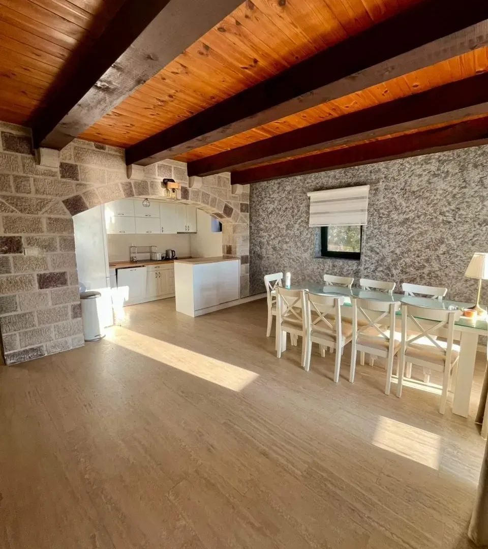 Rent, house, 200m², Reževići, Budva