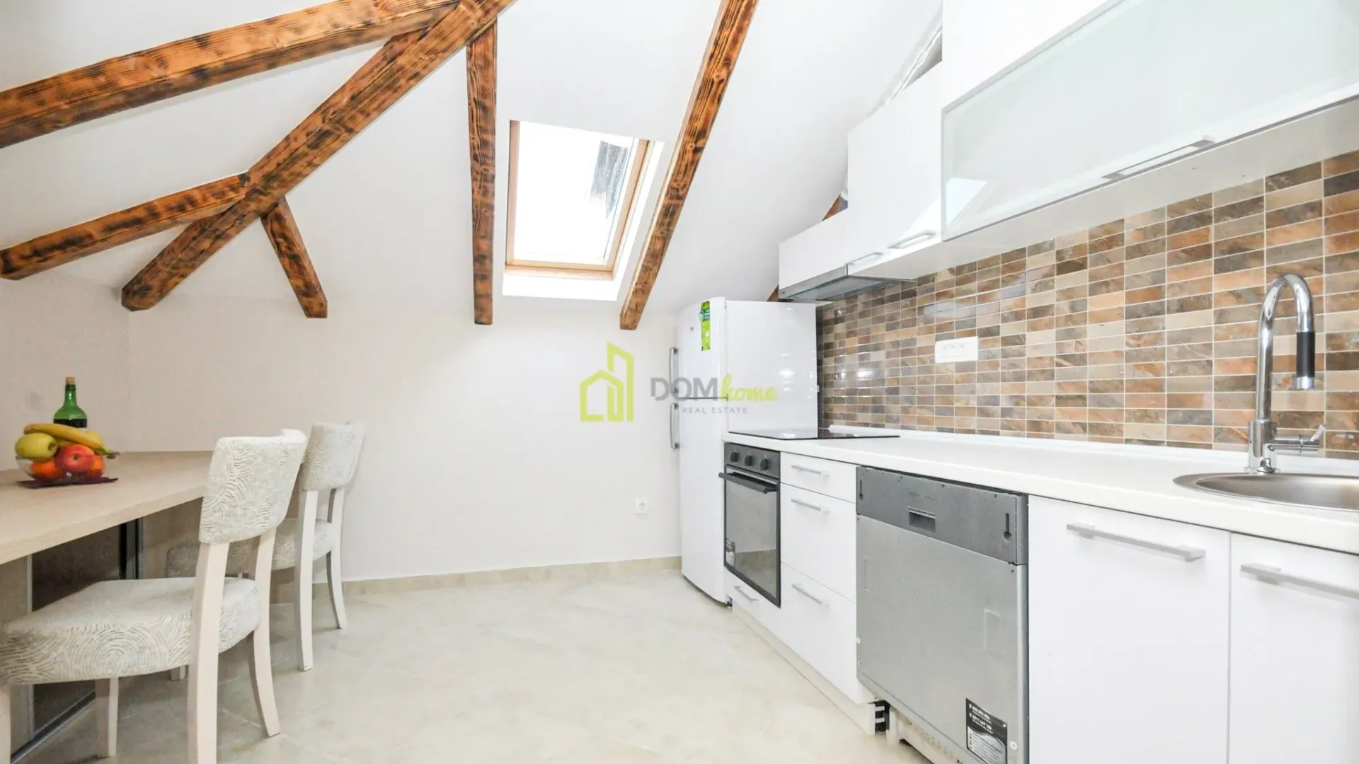 Sale, four bedroom apartment, 137m², Budva, Crna Gora