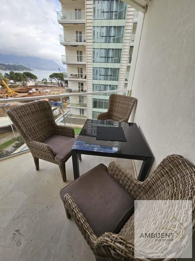 Prodaja, trosoban stan, 104m², Budva, Crna Gora