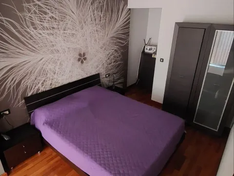 Rent, one bedroom apartment, 50m², Podkošljun, Budva - image 9