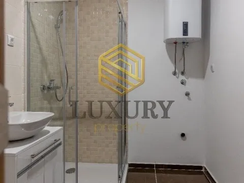 Sale, two bedroom apartment, 68m², Bečići, Budva - image 12