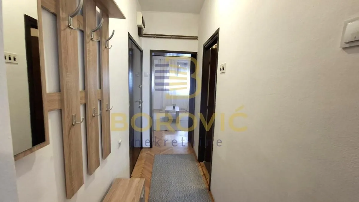 Rent, one bedroom apartment, 34m², Crveni Krst, Beograd