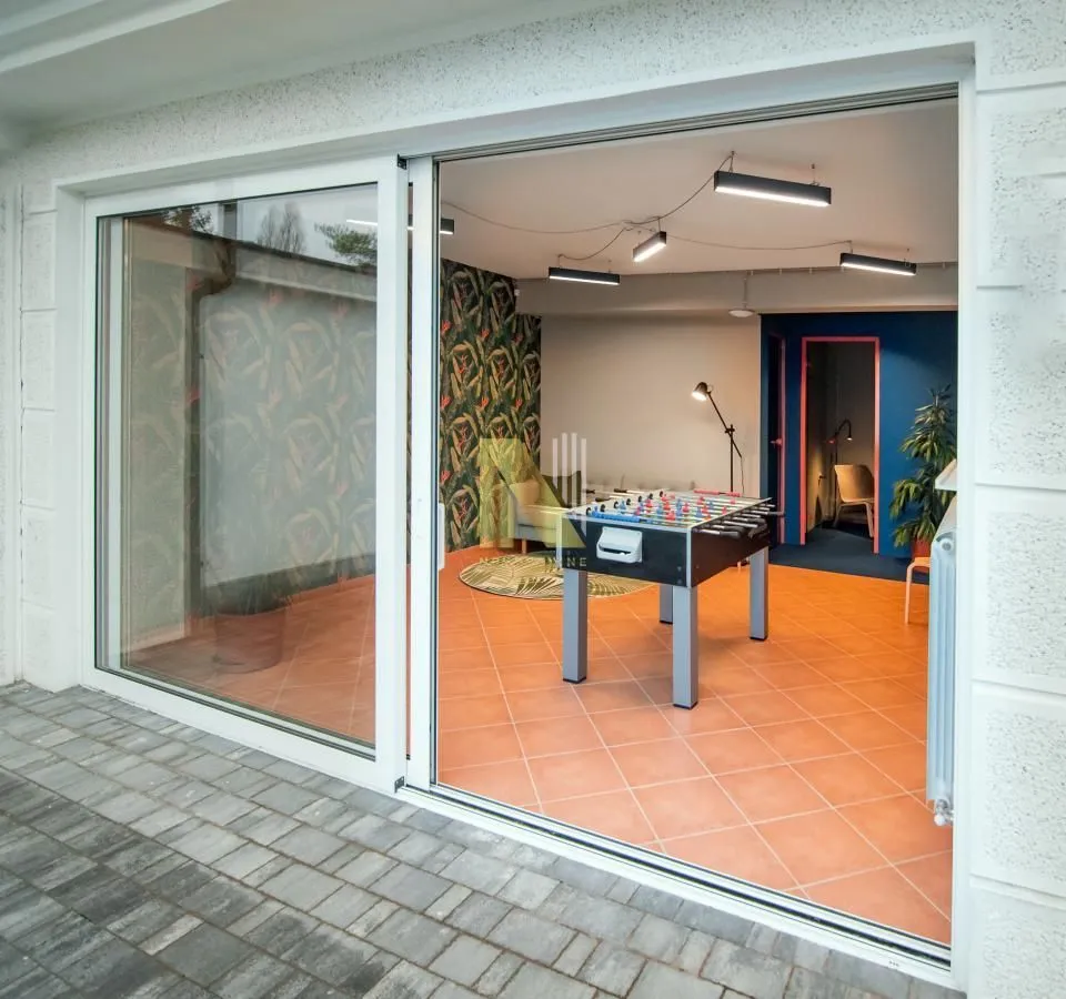 Rent, office space, 353m², Novo naselje, Novi Sad