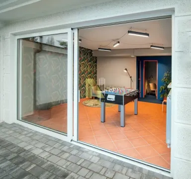 Rent, office space, 353m², Novo naselje, Novi Sad - image 14