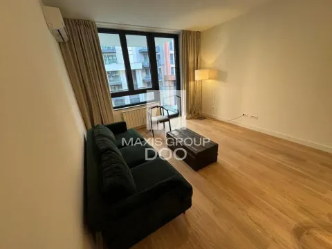 Izdavanje, trosoban stan, 80m², Savski Venac, Beograd - image 4