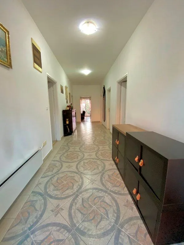 Sale, three bedroom apartment, 121m², Jajinci, Voždovac Sve Podlokacije