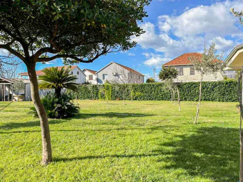 Sale, house, 128m², Centar, Bar - image 26