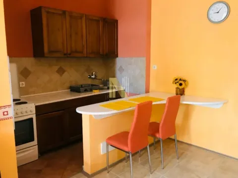Prodaja, jednosoban stan, 30m², Centar, Novi Sad - image 2