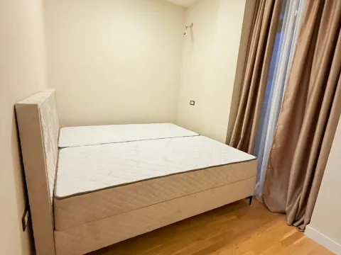 Izdavanje, dvosoban stan, 73m², Blok 9, Podgorica - image 3