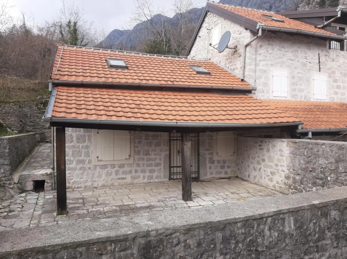 Prodaja, kuća, 260m², Morinj, Kotor