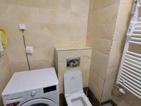 Izdavanje, trosoban stan, 82m², Vračar Hram, Vračar Sve Podlokacije - image 8