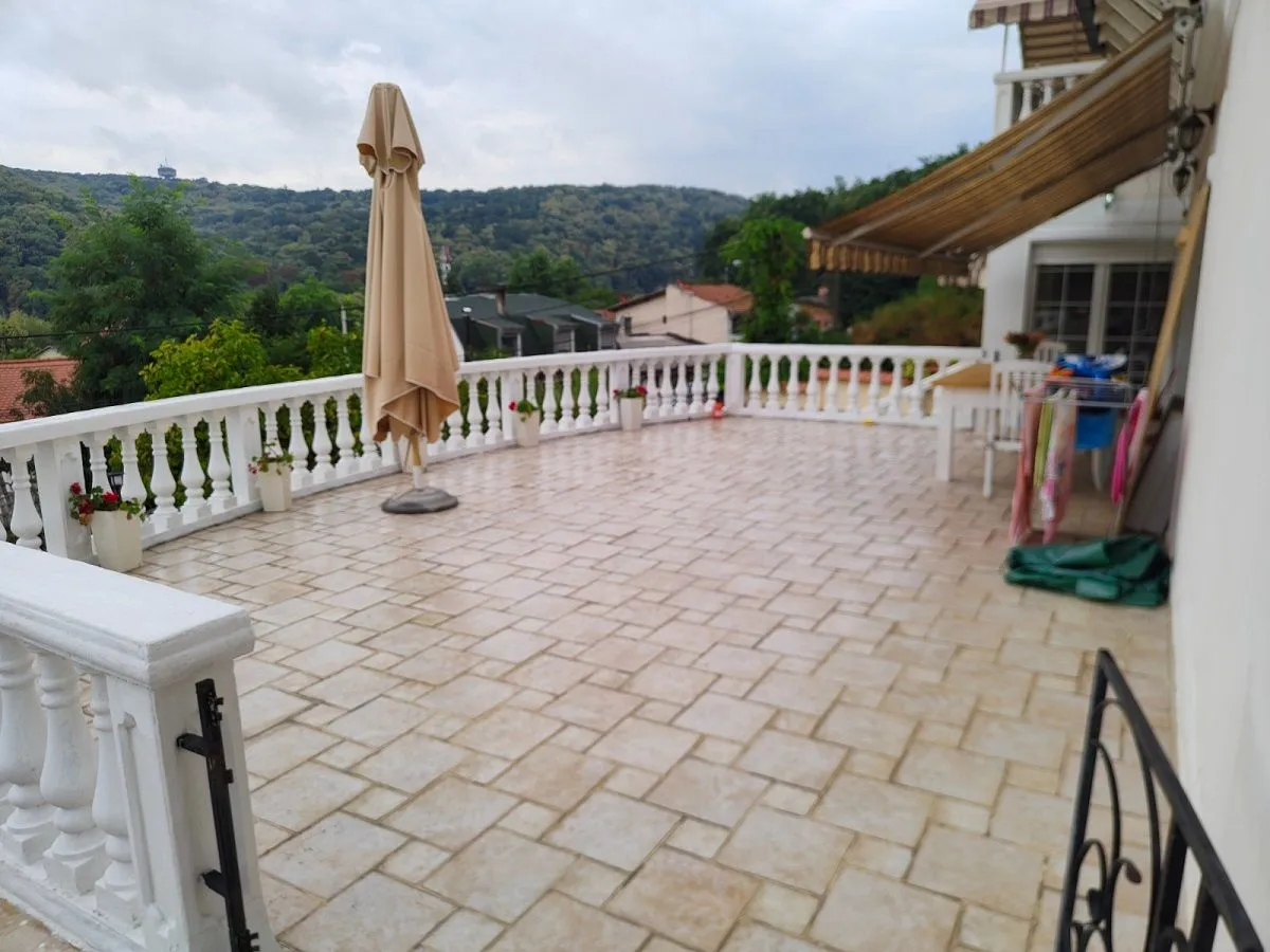 Sale, house, 560m², Dedinje Sve Podlokacije, Beograd
