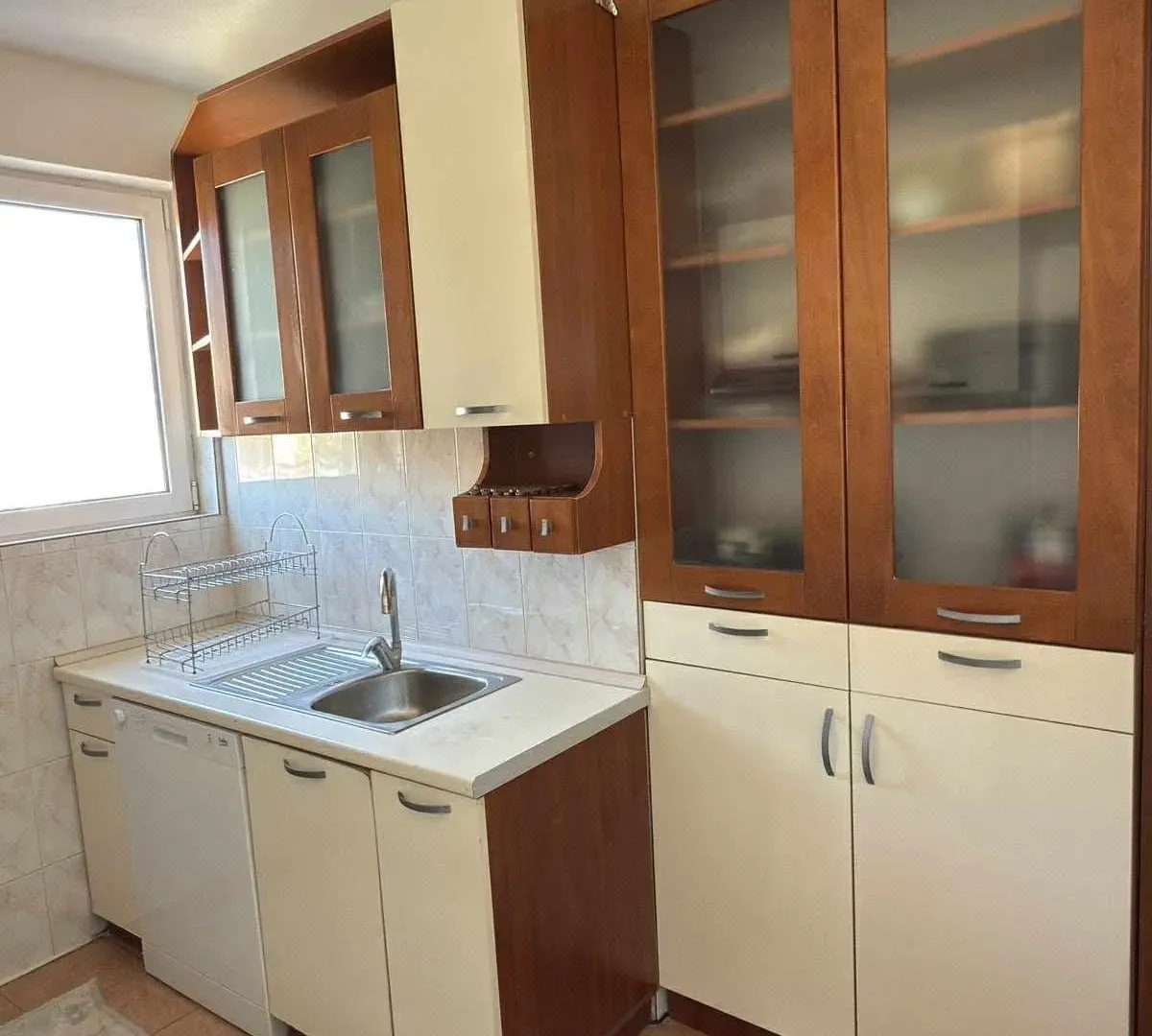 Rent, three bedroom apartment, 70m², Centar, Bar