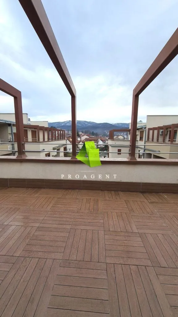 Prodaja, jednosoban stan, 78m², Centar, Vrnjačka Banja