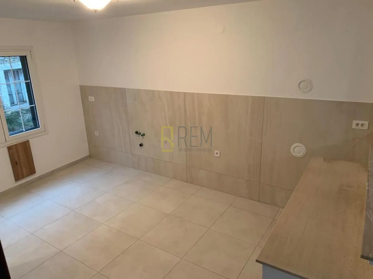 Prodaja, kuća, 100m², Stara Varoš, Podgorica
