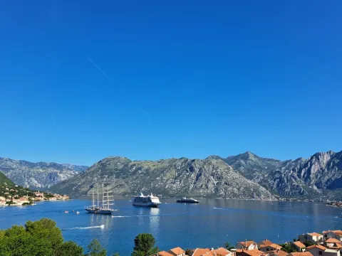 Prodaja, trosoban stan, 125m², Dobrota, Kotor - image 5